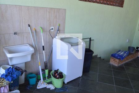 Casa de condomínio à venda com 200m², 4 quartos e 1 vagaÁrea de Serviço Casa 2