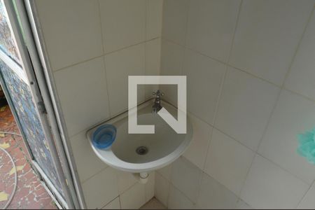 Casa de condomínio à venda com 200m², 4 quartos e 1 vagaBanheiro de serviço