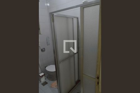 Casa de condomínio à venda com 200m², 4 quartos e 1 vagaBanheiro