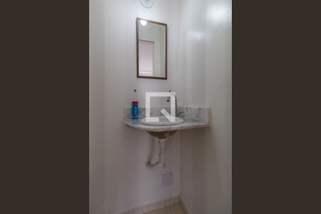 Casa de condomínio à venda com 100m², 3 quartos e 2 vagas Casa de condomínio à venda com 100m², 3 quartos e 2 vagasLavabo