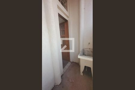 Casa para alugar com 100m², 1 quarto e sem vagaÁrea de Serviço