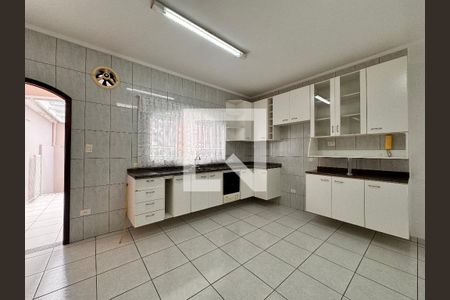 Casa à venda com 265m², 3 quartos e 6 vagas Casa à venda com 265m², 3 quartos e 6 vagasCozinha