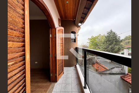 Casa à venda com 265m², 3 quartos e 6 vagas Casa à venda com 265m², 3 quartos e 6 vagasSacada