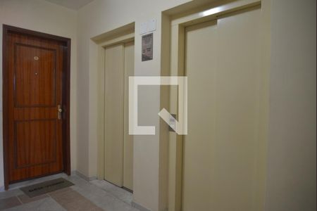 Apartamento à venda com 60m², 2 quartos e 1 vagaElevador
