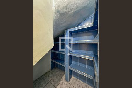 Casa à venda com 200m², 3 quartos e 2 vagasDespensa