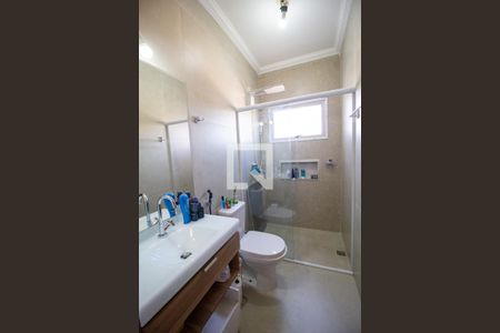 Casa para alugar com 150m², 3 quartos e 3 vagas Casa para alugar com 150m², 3 quartos e 3 vagasBanheiro da Suíte