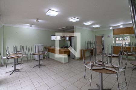 Apartamento para alugar com 50m², 2 quartos e 1 vagasalão de festas_3