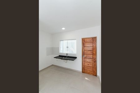 Casa de condomínio para alugar com 54m², 2 quartos e sem vaga Casa de condomínio para alugar com 54m², 2 quartos e sem vagaCozinha