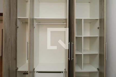 Sala de apartamento à venda com 2 quartos, 58m² em Vila Santa Teresinha, São Paulo