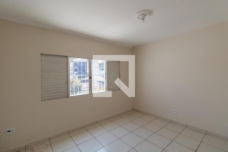 Quarto de casa para alugar com 2 quartos, 120m² em Vila São Geraldo, São Paulo