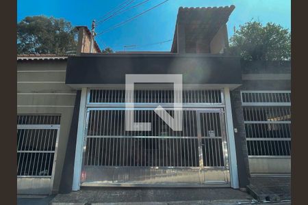 Casa de condomínio à venda com 131m², 3 quartos e 2 vagasFachada
