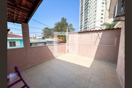 Casa de condomínio à venda com 131m², 3 quartos e 2 vagasÁrea Externa