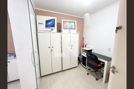 Casa de condomínio à venda com 131m², 3 quartos e 2 vagasEscritório