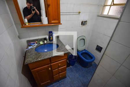 Apartamento para alugar com 70m², 4 quartos e sem vaga Apartamento para alugar com 70m², 4 quartos e sem vagaBanheiro Social