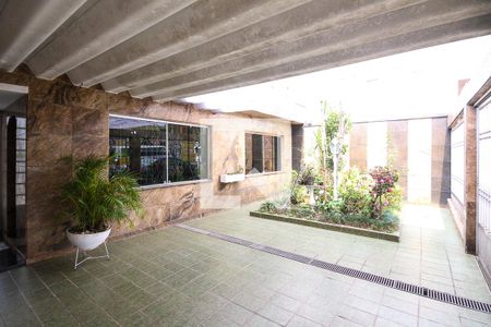 Casa à venda com 300m², 3 quartos e 2 vagasÁrea externa 