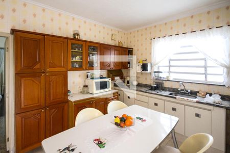 Casa à venda com 300m², 3 quartos e 2 vagasCozinha 