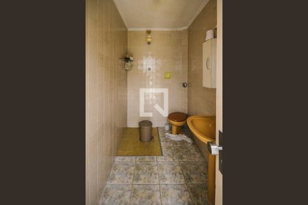 Casa à venda com 300m², 3 quartos e 2 vagasBanheiro de serviço