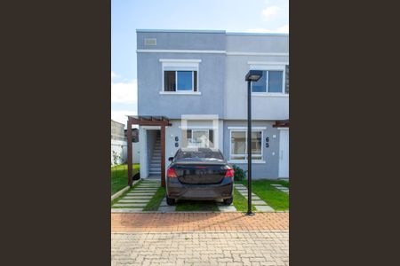 Casa de condomínio para alugar com 81m², 2 quartos e 1 vaga Casa de condomínio para alugar com 81m², 2 quartos e 1 vagaFachada