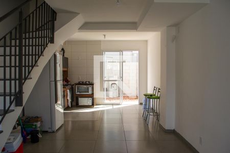 Casa de condomínio para alugar com 81m², 2 quartos e 1 vaga Casa de condomínio para alugar com 81m², 2 quartos e 1 vagaSala