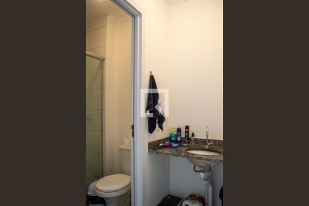 Casa de condomínio para alugar com 81m², 2 quartos e 1 vaga Casa de condomínio para alugar com 81m², 2 quartos e 1 vagaBanheiro
