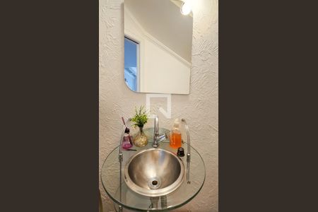 Casa à venda com 125m², 3 quartos e 2 vagasLavabo