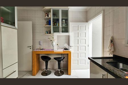 Cozinha de casa à venda com 3 quartos, 125m² em Jardim Taquaral, São Paulo