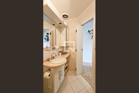 Casa à venda com 125m², 3 quartos e 2 vagasBanheiro 2