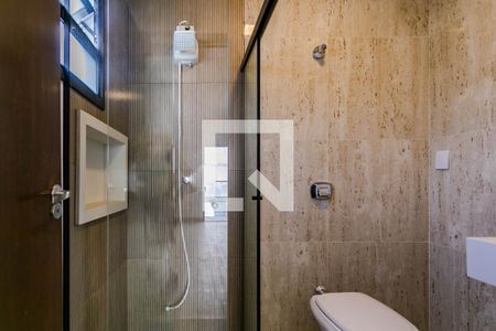 Casa de condomínio para alugar com 288m², 3 quartos e 4 vagasBanheiro Suíte 3