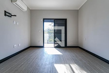 Casa de condomínio para alugar com 288m², 3 quartos e 4 vagasQuarto 1