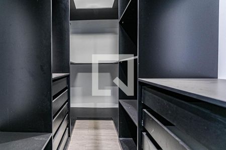 Casa de condomínio para alugar com 288m², 3 quartos e 4 vagasQuarto 1 - Closet