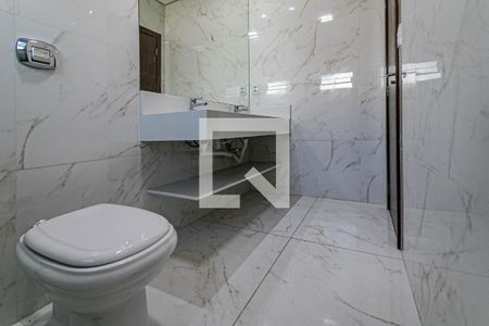 Casa de condomínio para alugar com 288m², 3 quartos e 4 vagasBanheiro Suíte 1