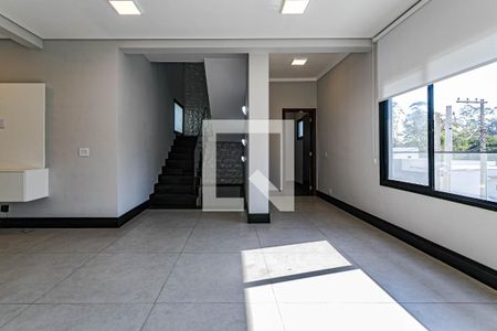 Casa de condomínio para alugar com 288m², 3 quartos e 4 vagasSala