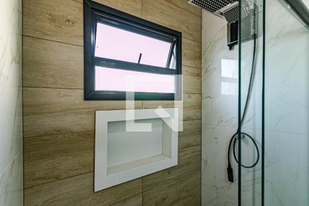 Casa de condomínio para alugar com 288m², 3 quartos e 4 vagasBanheiro Suíte 1