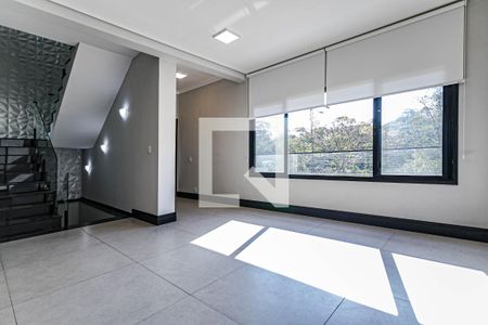 Casa de condomínio para alugar com 288m², 3 quartos e 4 vagasSala