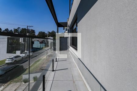 Casa de condomínio para alugar com 288m², 3 quartos e 4 vagasSacada
