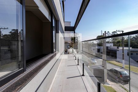 Casa de condomínio para alugar com 288m², 3 quartos e 4 vagasSacada