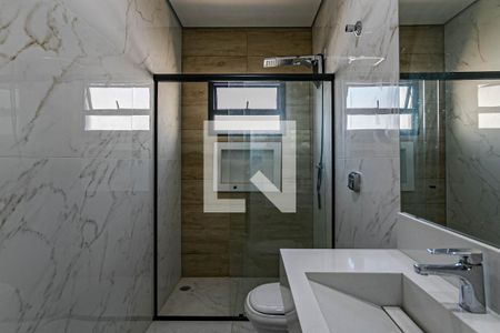 Casa de condomínio para alugar com 288m², 3 quartos e 4 vagasBanheiro Suíte 1
