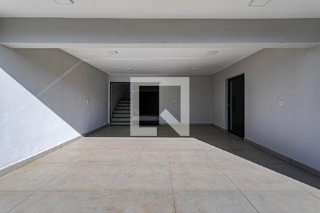 Casa de condomínio para alugar com 288m², 3 quartos e 4 vagasGaragem
