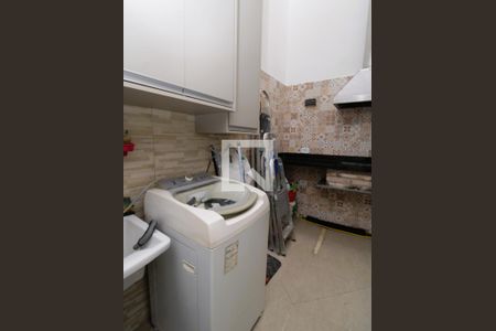 Casa de condomínio à venda com 102m², 3 quartos e 2 vagasÁrea de Serviço