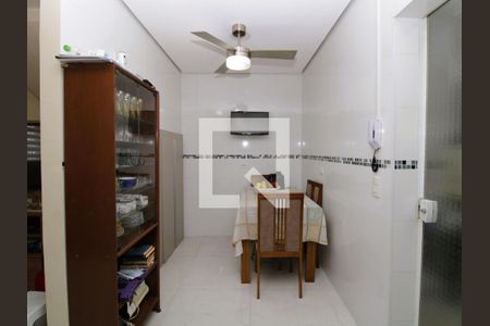 Casa de condomínio à venda com 102m², 3 quartos e 2 vagasCozinha