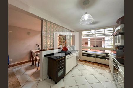 Casa à venda com 220m², 3 quartos e 2 vagas Casa à venda com 220m², 3 quartos e 2 vagasFoto 18