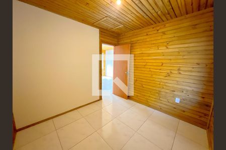 Quarto 1 de apartamento para alugar com 2 quartos, 50m² em São João do Rio Vermelho, Florianópolis