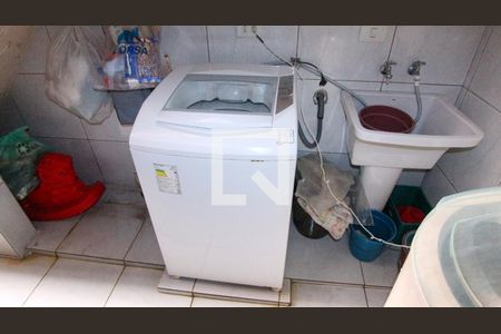 Casa à venda com 278m², 5 quartos e 1 vagaÁrea de Serviço 1