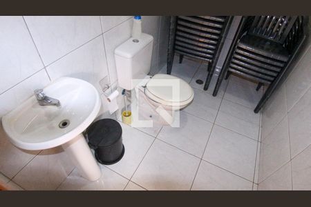 Casa à venda com 278m², 5 quartos e 1 vagaLavabo