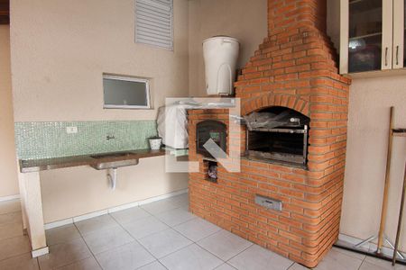 Casa à venda com 278m², 5 quartos e 1 vagaQuintal