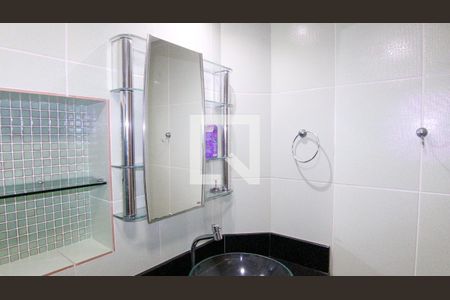 Casa à venda com 278m², 5 quartos e 1 vagaBanheiro 2