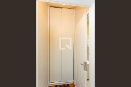Sala/Quarto - armário de apartamento à venda com 1 quarto, 29m² em Moinhos de Vento, Porto Alegre