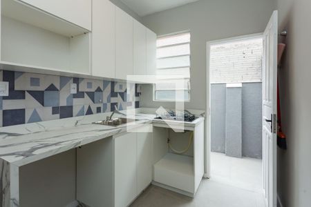 Cozinha de apartamento à venda com 1 quarto, 29m² em Moinhos de Vento, Porto Alegre