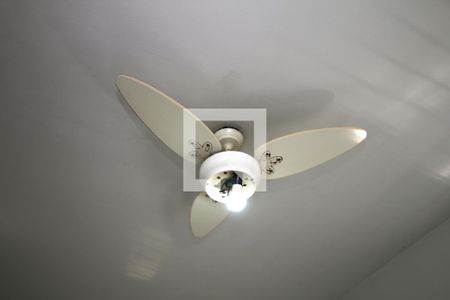 Sala - Detalhe de casa para alugar com 2 quartos, 62m² em Olaria, Rio de Janeiro