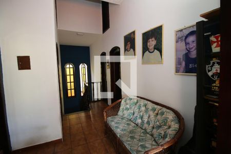 Casa à venda com 420m², 3 quartos e 2 vagasSala 2º piso